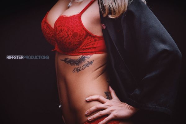 red70fc00cd-42ee-3a8d-8f1c-7209180cb57f7C1C9CF2-6A4E-9023-B0C7-5AD0314C3F76.jpg